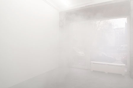 
	Im Nebel, Performance : 
	Ivan Liovik Ebel
	