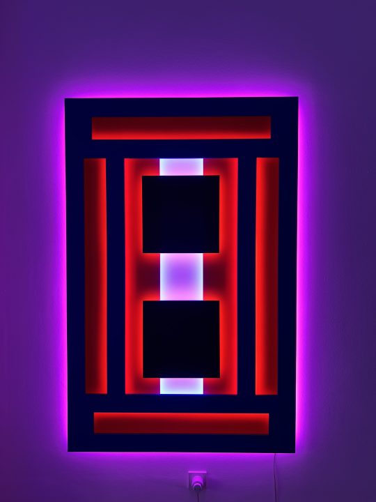 LED on MDF, power supply units, emulsion paint and varnish, electrical wiring.<br>160 x 104 x 9 cm
Photo: Gilla Loercher, courtesy Galerie Gilla Loercher