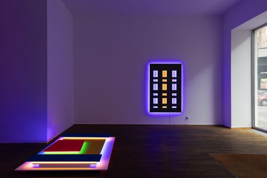 YoanaTuzharova at GalerieGillaLoercher3.24.CHR_4469 web Kopie