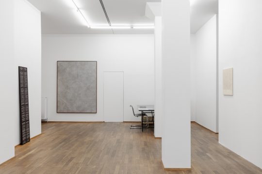 Installation view Ivan Liovik Ebel, Mapping the Concrete at Galerie Gilla Loercher 2026. CHR_8745 web