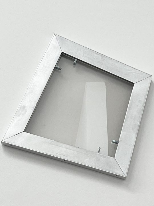 Quentin Lefranc, Huis clos, 2026 / 3 parts Mirrored glass and aluminum, about 38 x 38 cm, each. IMG_3886